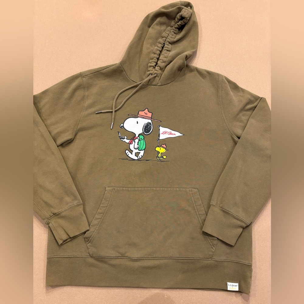 L.L. Bean x Peanuts Snoopy Hiking Hoodie Unisex Size Large